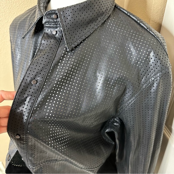 Weekday Snapdown Longsleeve NWT - Picture 2 of 4